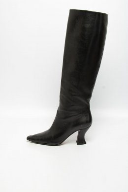 Кожаные сапоги 20.12.2025 Newlife.moda