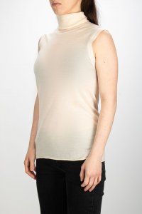 Свитер без рукавов 14.12.2025 Newlife.moda