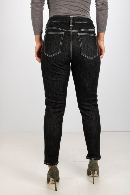 Зауженные джинсы 03.10.2025 Newlife.moda