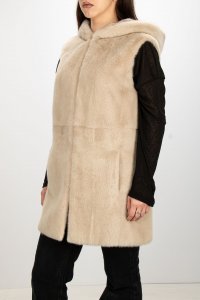 Меховая жилетка 08.11.2025 Newlife.moda