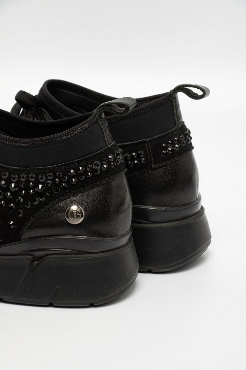 Кроссовки 02.10.2025 Newlife.moda