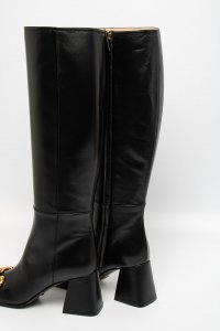 Кожаные сапоги 02.10.2025 Newlife.moda