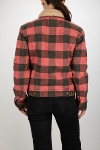 Легкая куртка 16.10.2025 Newlife.moda