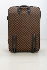 Чемодан 08.01.2026 Newlife.moda