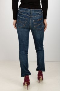 Зауженные джинсы 12.01.2026 Newlife.moda