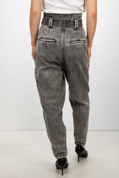 Джинсы с высокой талией 19.01.2026 Newlife.moda