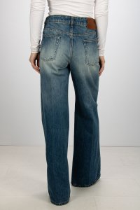 Расклешенные джинсы 19.01.2026 Newlife.moda
