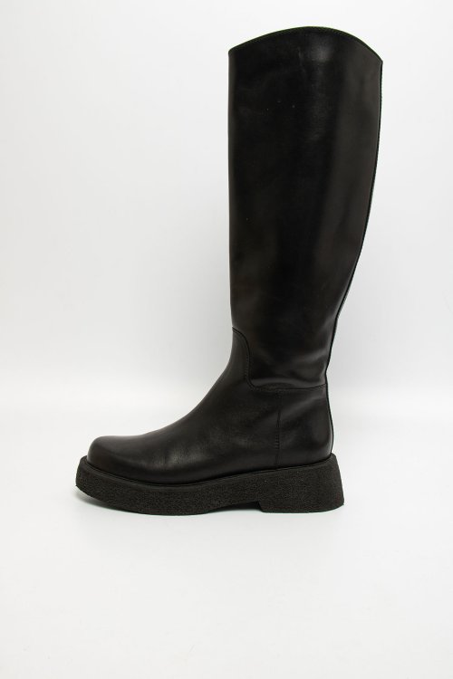 Сапоги на плоской подошве 16.11.2025 Newlife.moda