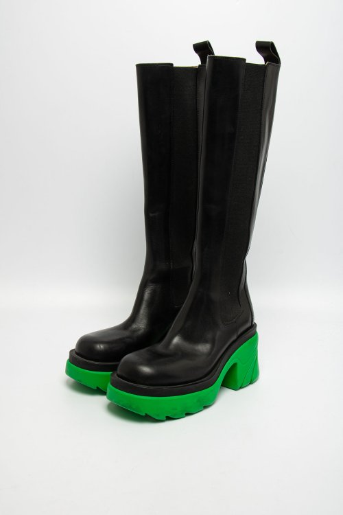 Кожаные сапоги 01.12.2025 Newlife.moda