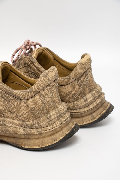 Кроссовки 06.12.2025 Newlife.moda