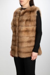 Меховая жилетка 10.12.2025 Newlife.moda