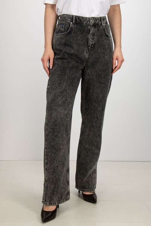 Джинсы с высокой талией 19.01.2026 Newlife.moda