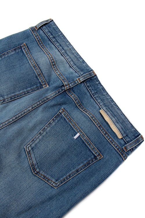 Прямые джинсы 01.10.2022 Newlife.moda