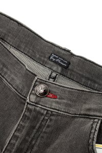 Зауженные джинсы 06.12.2023 Newlife.moda