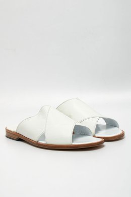 Шлепанцы 01.03.2025 Newlife.moda