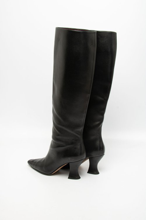 Кожаные сапоги 20.12.2025 Newlife.moda