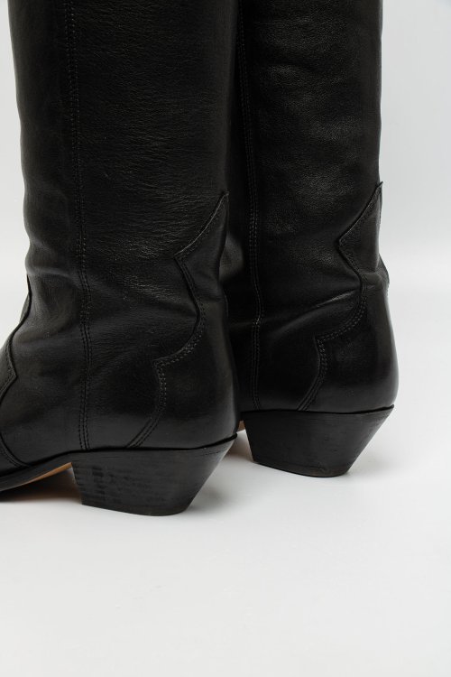 Кожаные сапоги 29.12.2025 Newlife.moda