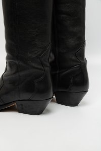 Кожаные сапоги 29.12.2025 Newlife.moda