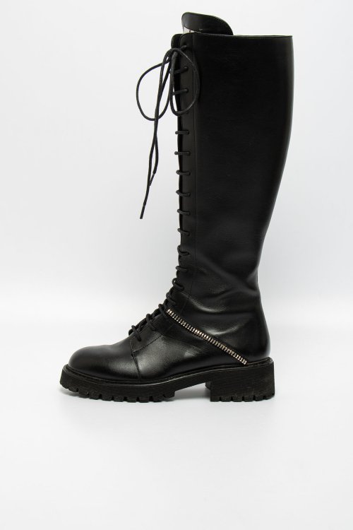 Кожаные сапоги 02.02.2026 Newlife.moda