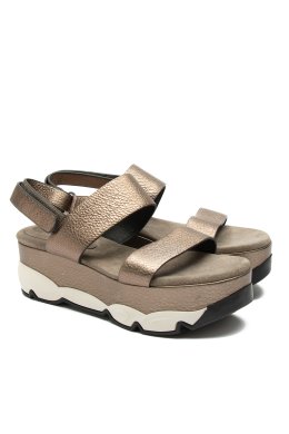 Босоножки на платформе 25.05.2023 Newlife.moda Босоножки на платформе 25.05.2023 Newlife.moda