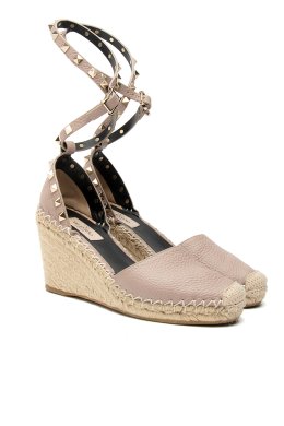 Босоножки на танкетке 10.05.2023 Newlife.moda Босоножки на танкетке 10.05.2023 Newlife.moda