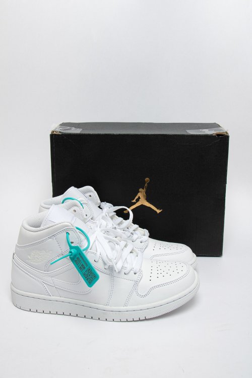 Кроссовки 02.11.2025 Newlife.moda