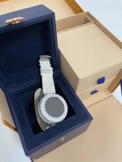 Часы электронные 23.04.2026 Newlife.moda