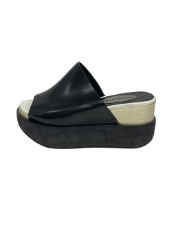 Сабо на платформе 18.05.2026 Newlife.moda Сабо на платформе 18.05.2026 Newlife.moda